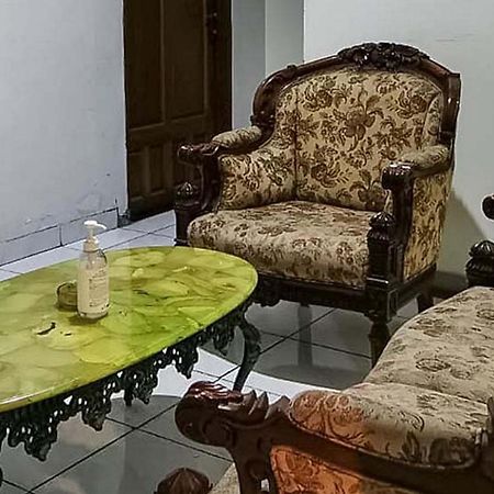 Brebek Santo Guest House Tropodo מראה חיצוני תמונה